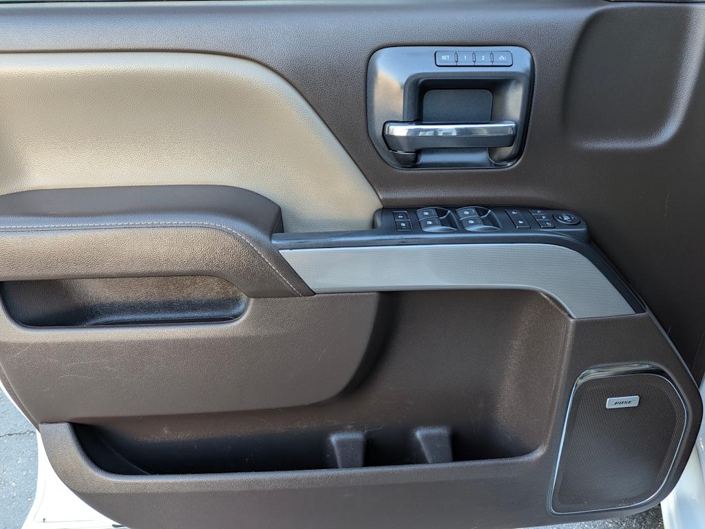Thumbnail: 2019 Chevrolet Silverado 3500 - 18