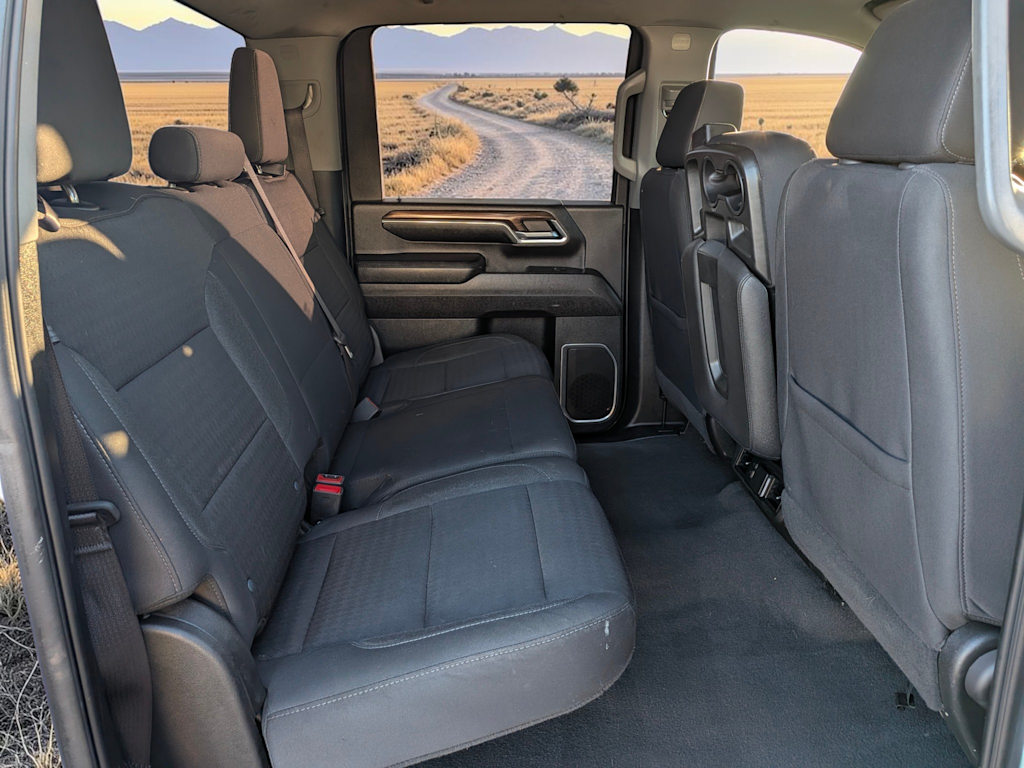 Thumbnail: 2024 Chevrolet Silverado 2500 - 24