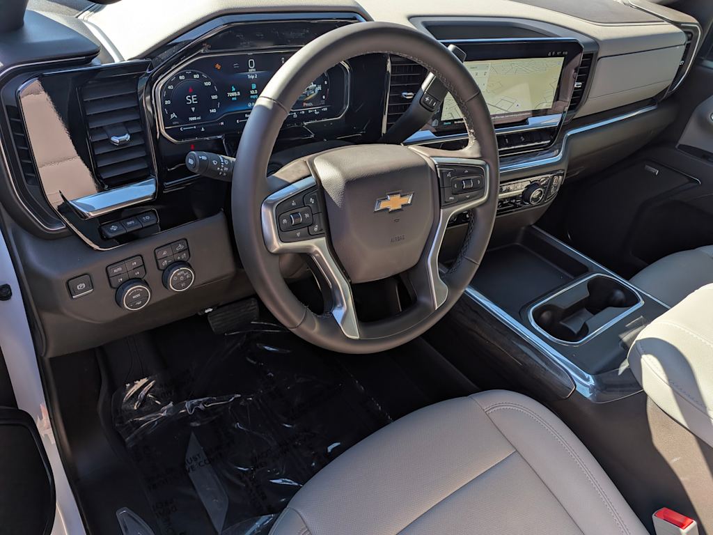 Thumbnail: 2024 Chevrolet Silverado 2500 - 2