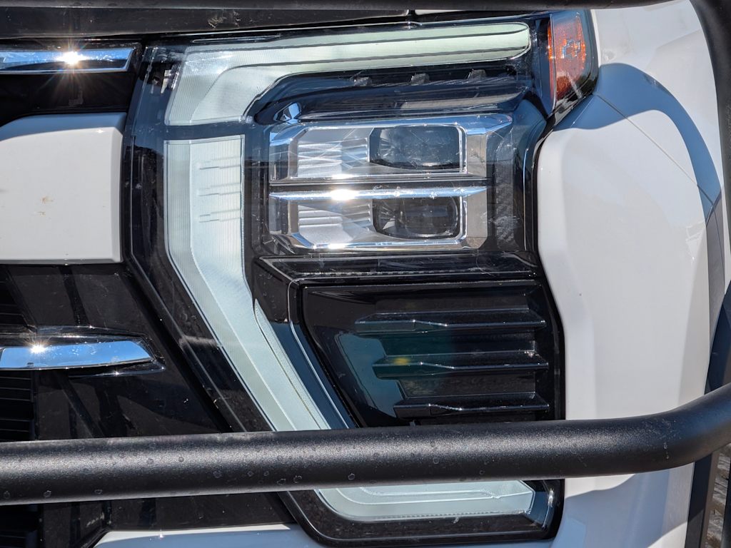 Thumbnail: 2024 Chevrolet Silverado 2500 - 14