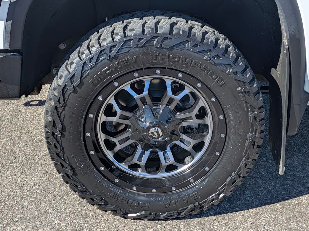 Thumbnail: 2024 Chevrolet Silverado 2500 - 8