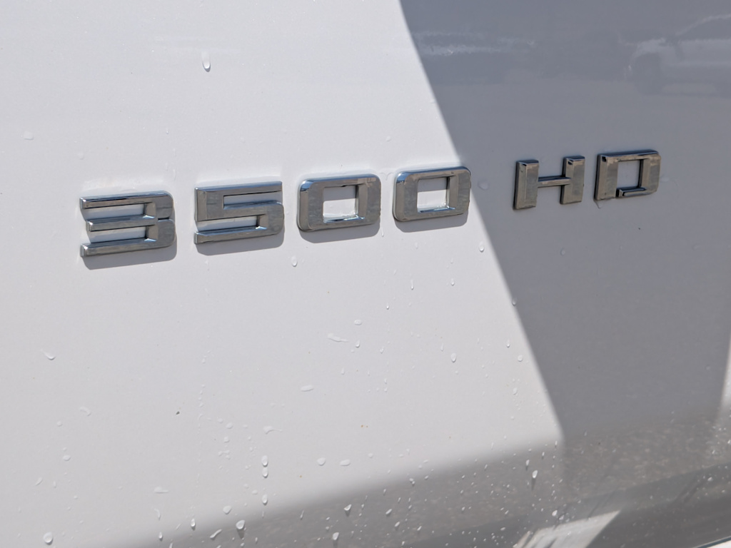2022 Chevrolet Silverado 3500 High Country 27