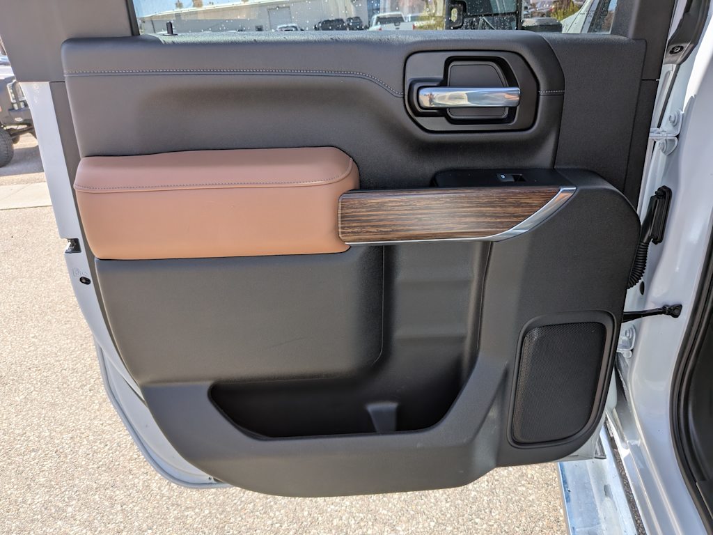 2022 Chevrolet Silverado 3500 High Country 36