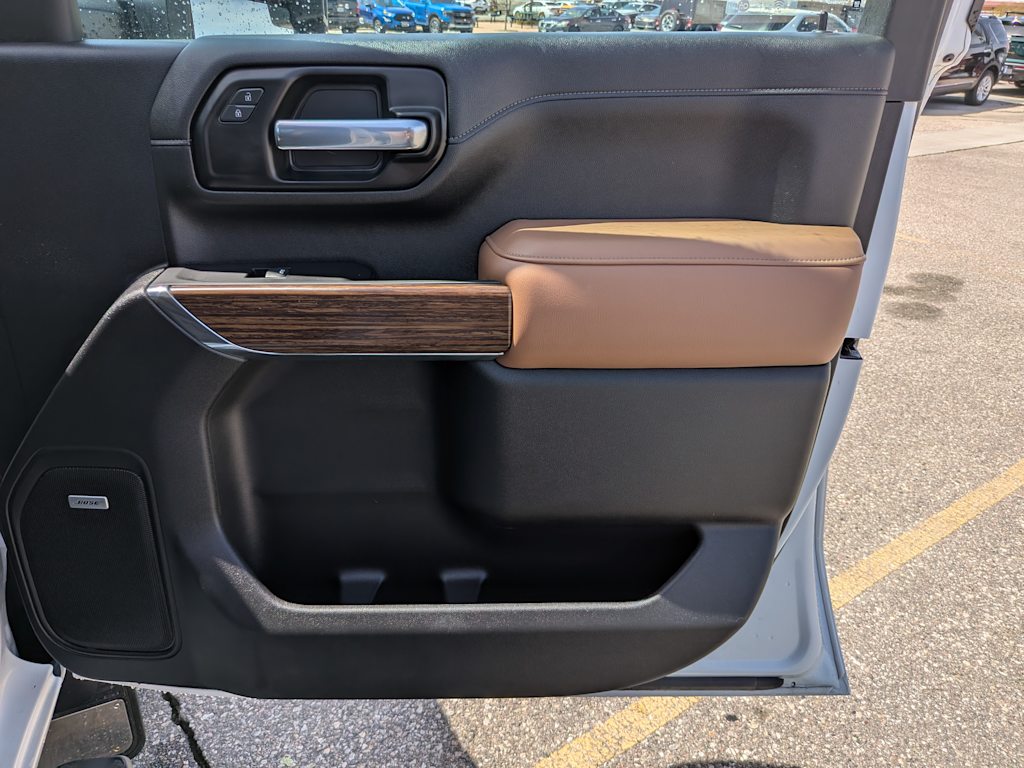 2022 Chevrolet Silverado 3500 High Country 37