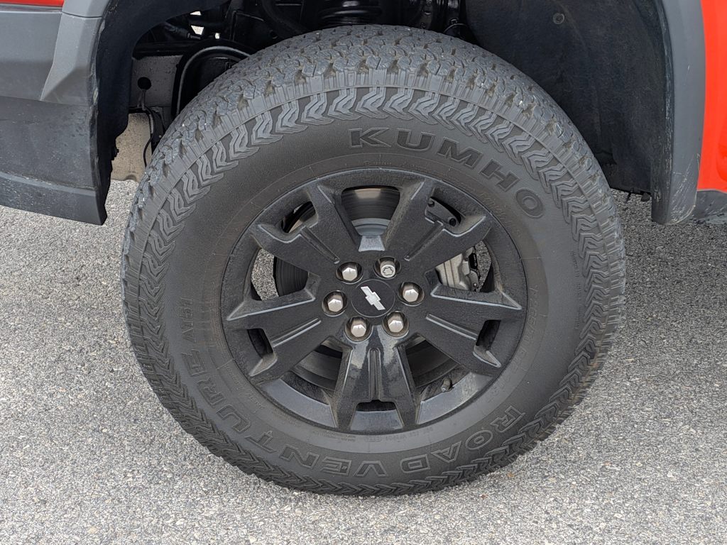 Thumbnail: 2019 Chevrolet Colorado - 8