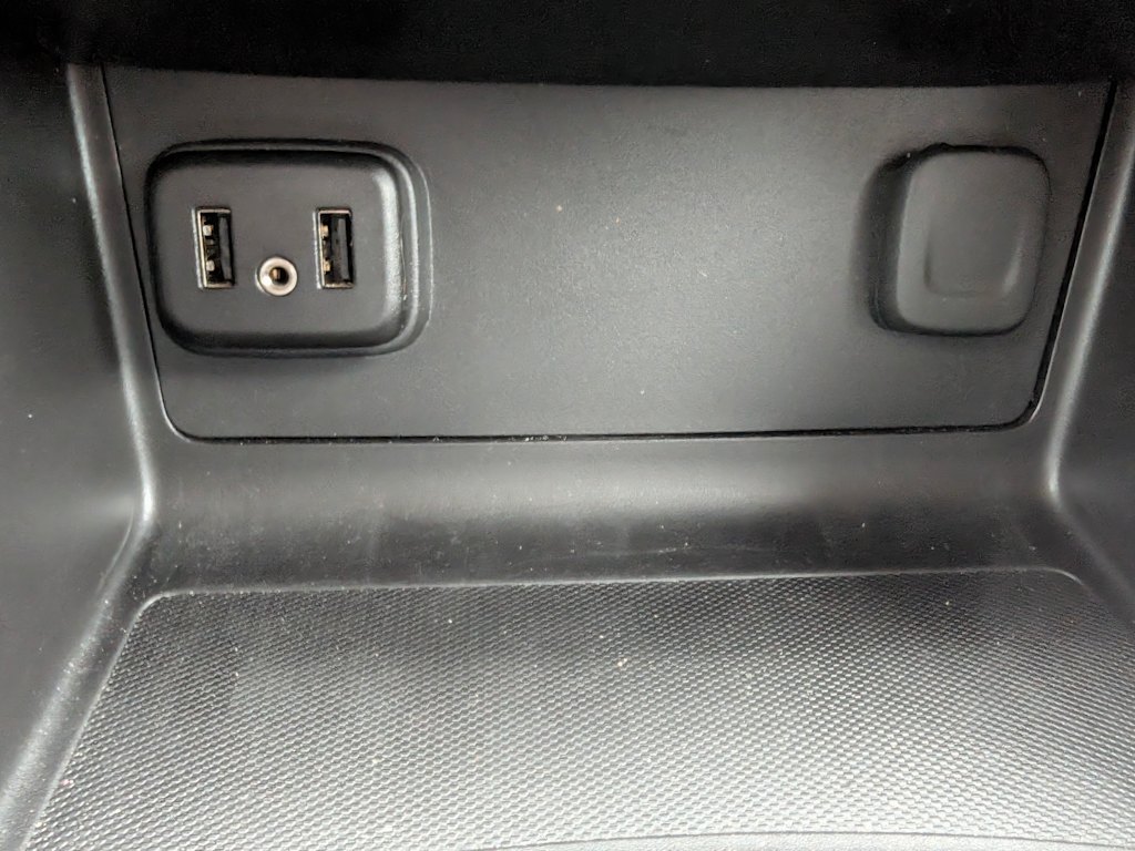 Thumbnail: 2019 Chevrolet Colorado - 35