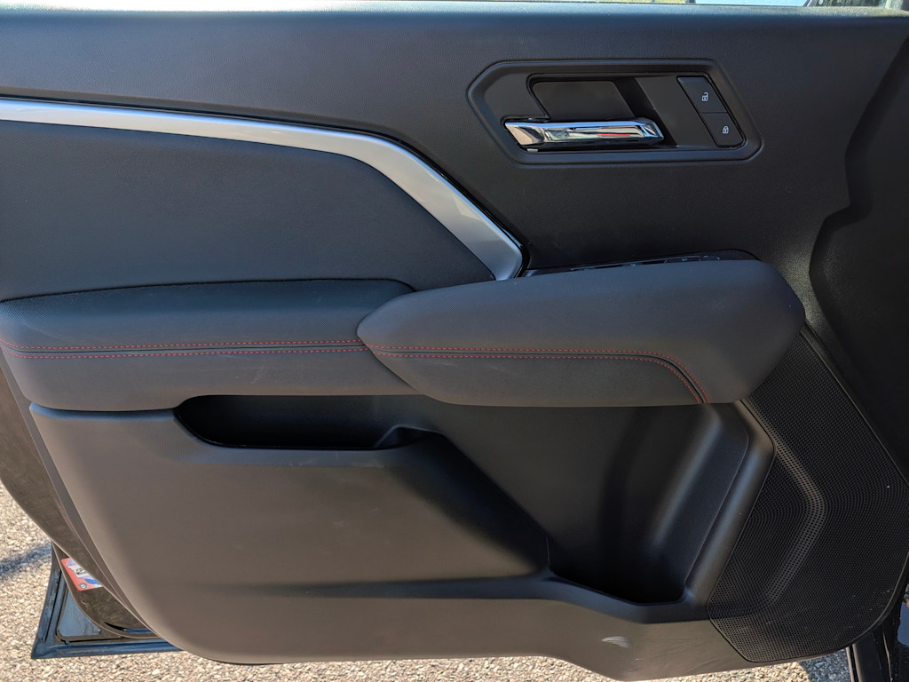 Thumbnail: 2024 Chevrolet Colorado - 24