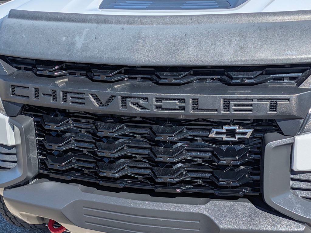 Thumbnail: 2022 Chevrolet Colorado - 20