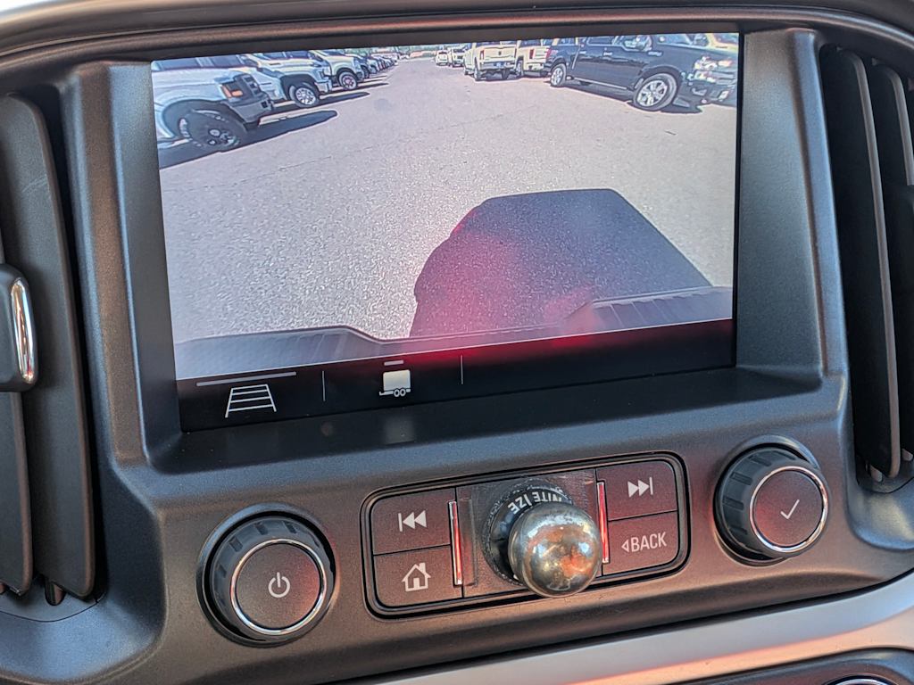 Thumbnail: 2022 Chevrolet Colorado - 28