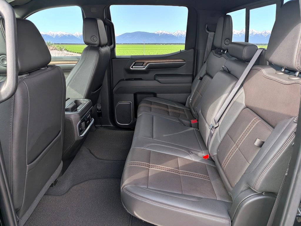 2022 Chevrolet Silverado 1500 High Country - Photo 13