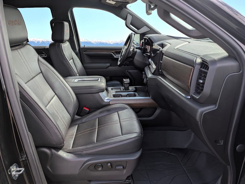 2022 Chevrolet Silverado 1500 High Country - Photo 12