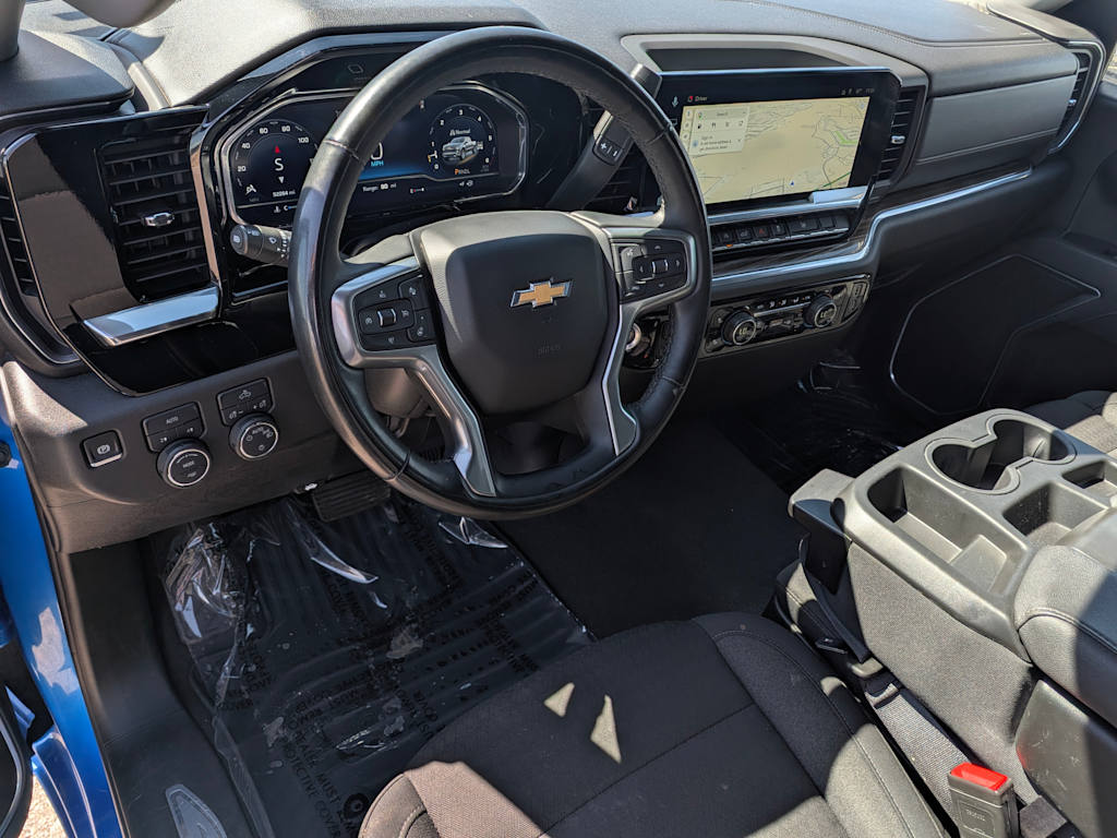 Thumbnail: 2025 Chevrolet Silverado 1500 - 2