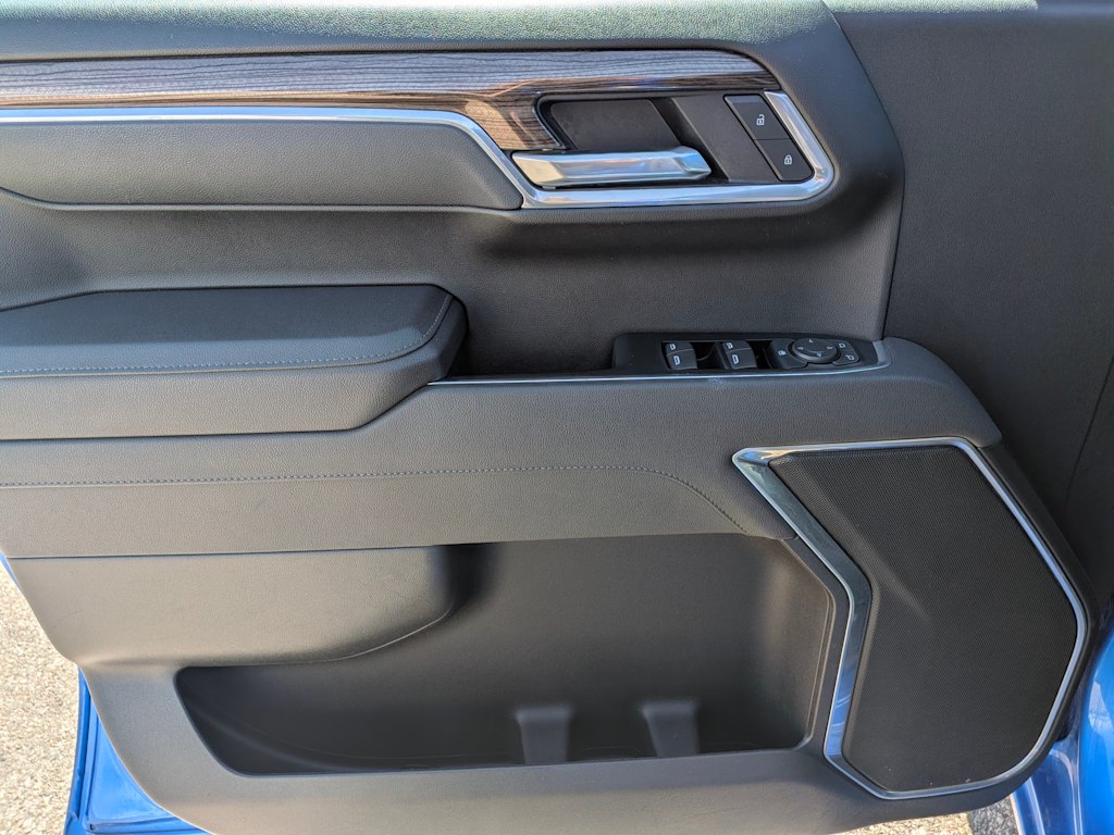Thumbnail: 2025 Chevrolet Silverado 1500 - 23