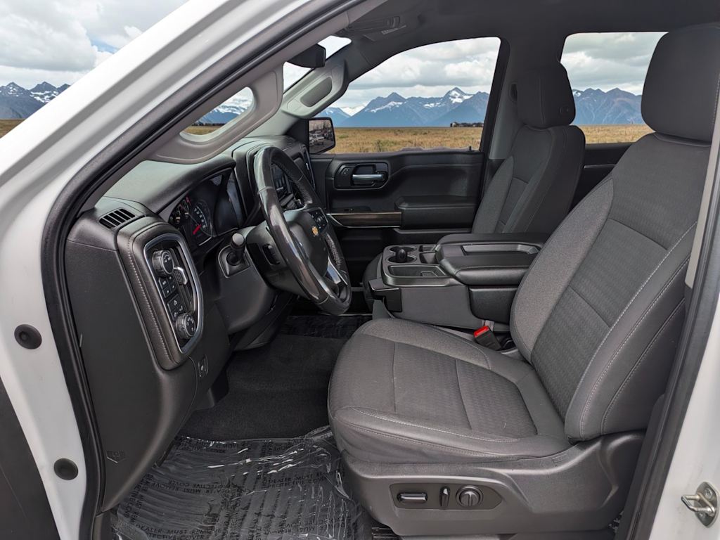 Thumbnail: 2020 Chevrolet Silverado 1500 - 11