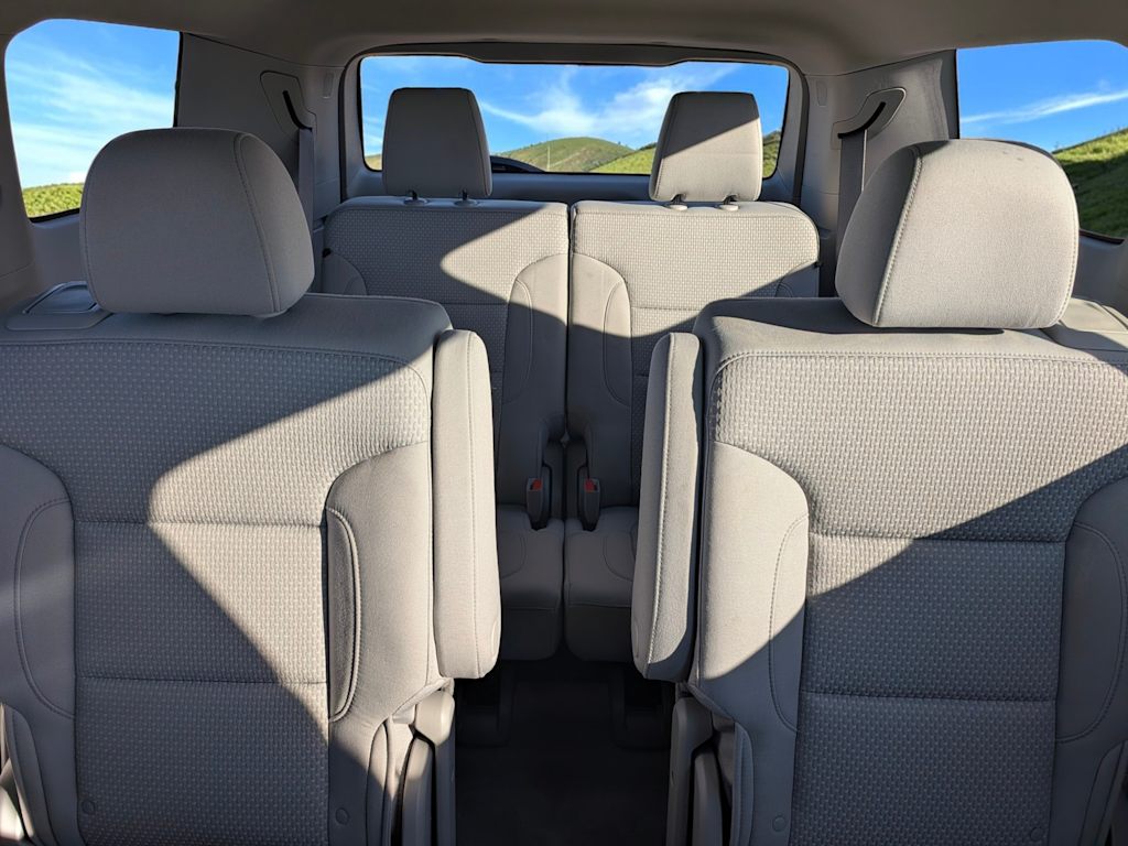 Thumbnail: 2023 GMC Acadia - 16