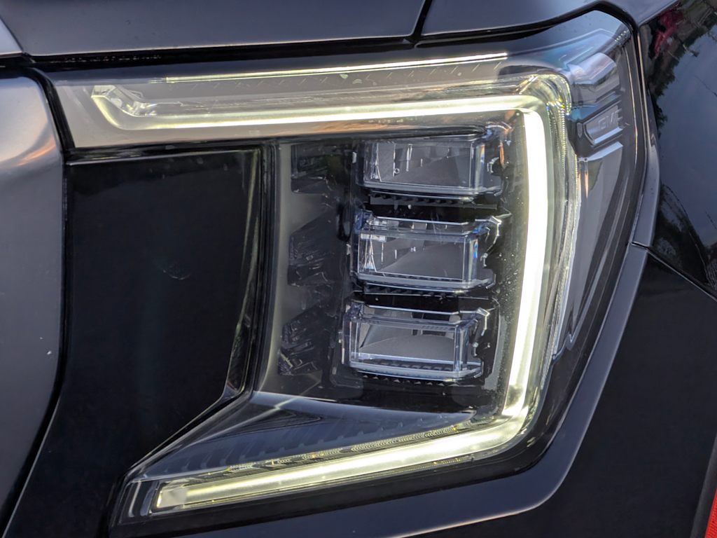 Thumbnail: 2023 GMC Yukon - 23