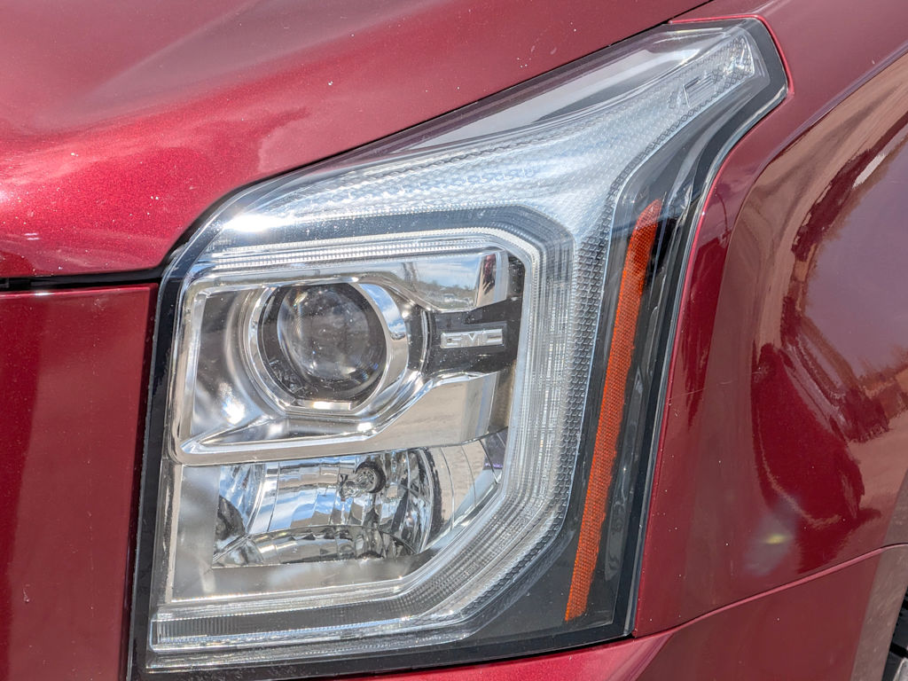 Thumbnail: 2017 GMC Yukon - 23