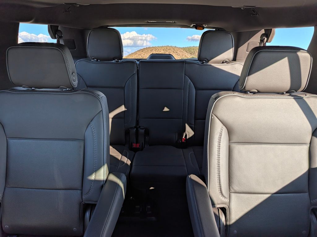 Thumbnail: 2023 GMC Yukon - 25