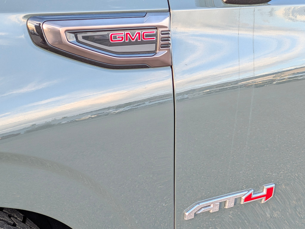 Thumbnail: 2025 GMC Yukon XL - 7