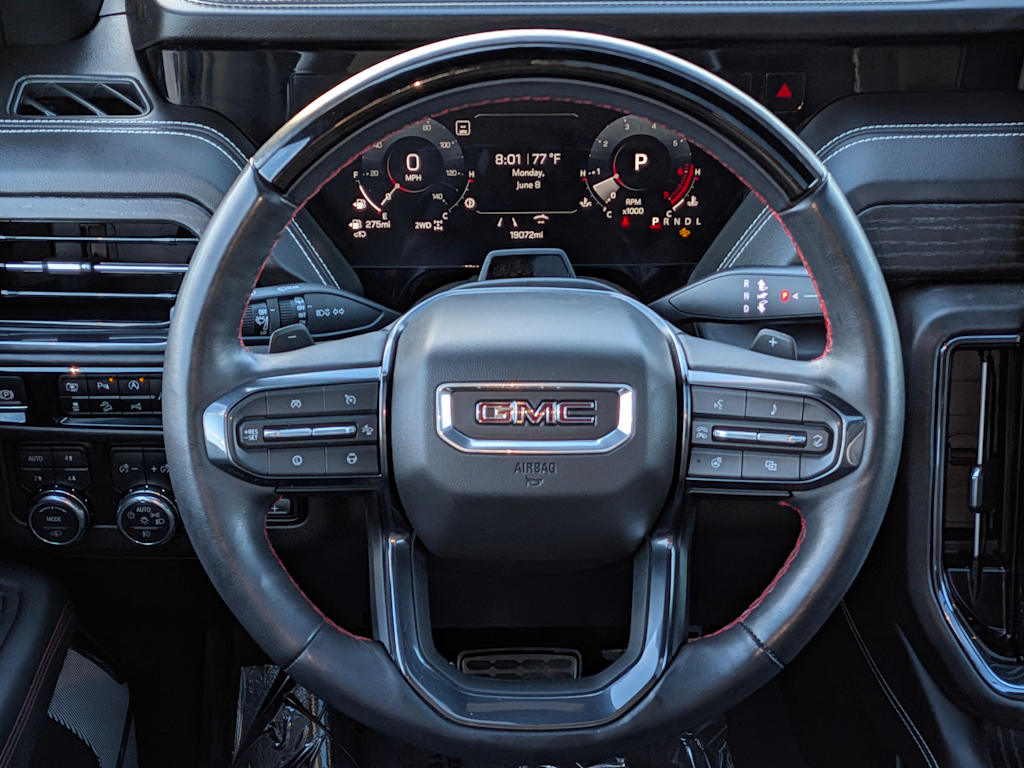 Thumbnail: 2025 GMC Yukon XL - 14