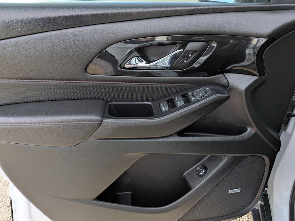 Thumbnail: 2022 Chevrolet Traverse - 23