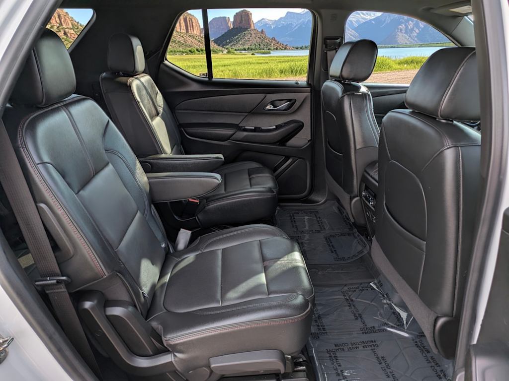 Thumbnail: 2022 Chevrolet Traverse - 24