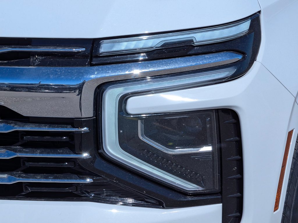 Thumbnail: 2025 Chevrolet Suburban - 21