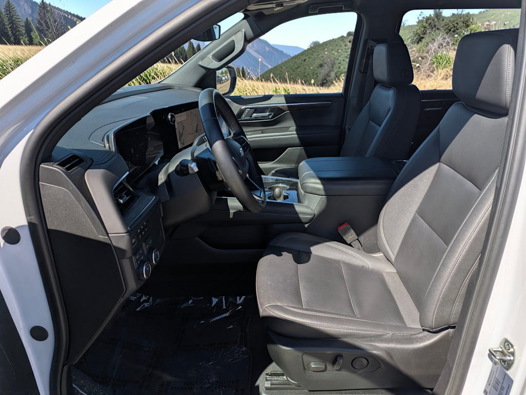 Thumbnail: 2025 Chevrolet Suburban - 11