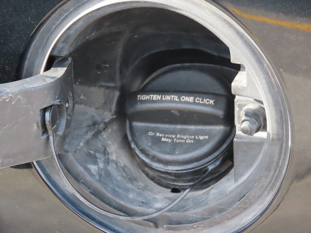 Thumbnail: 2015 Chevrolet Suburban - 27