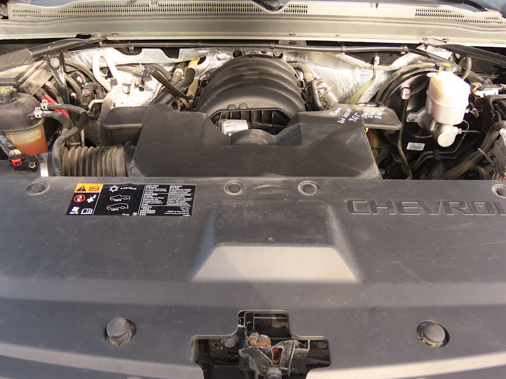 Thumbnail: 2015 Chevrolet Suburban - 9