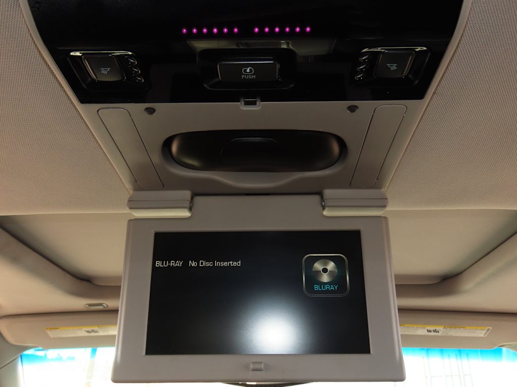 Thumbnail: 2015 Chevrolet Suburban - 37