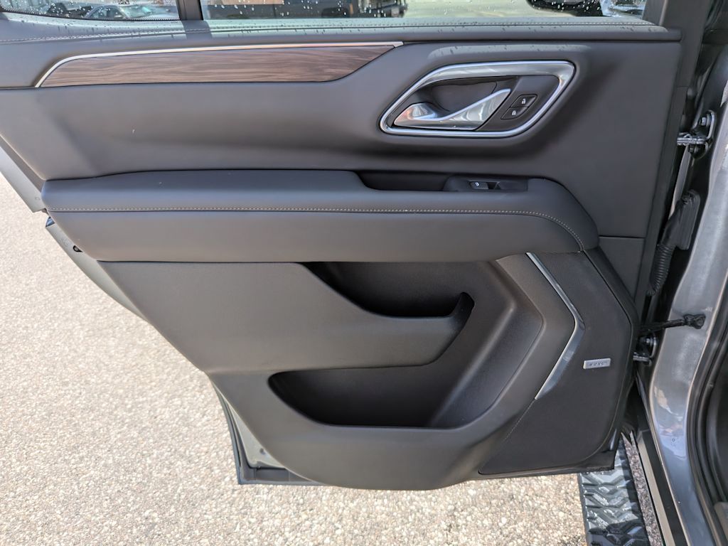2021 Chevrolet Tahoe Z71 33