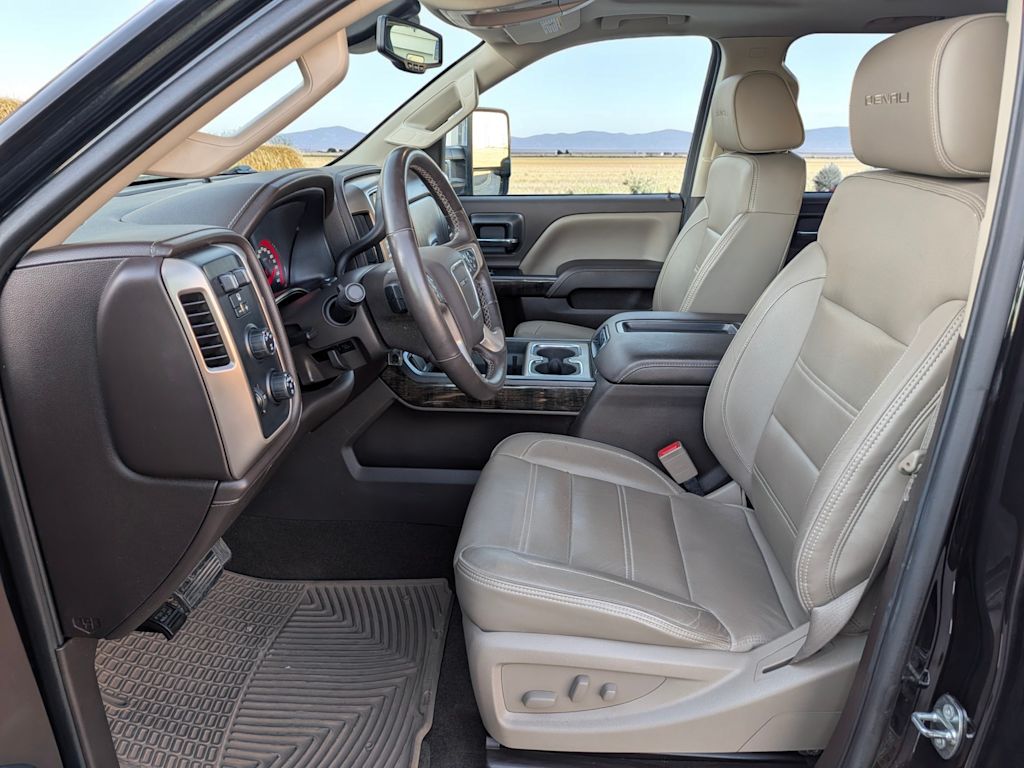 Thumbnail: 2015 GMC Sierra 2500 - 11