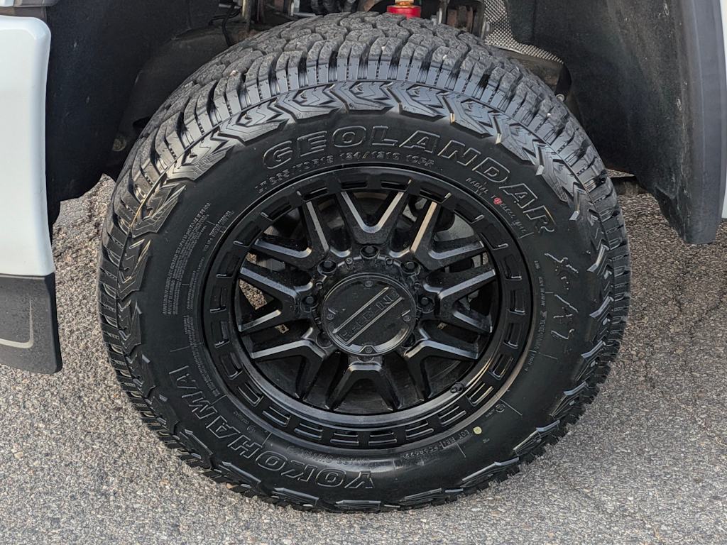 Thumbnail: 2017 GMC Sierra 2500 - 8