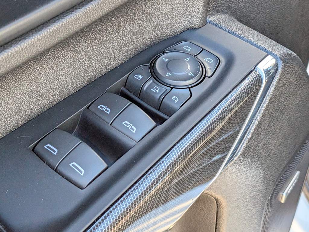 Thumbnail: 2023 GMC Sierra 3500 - 29