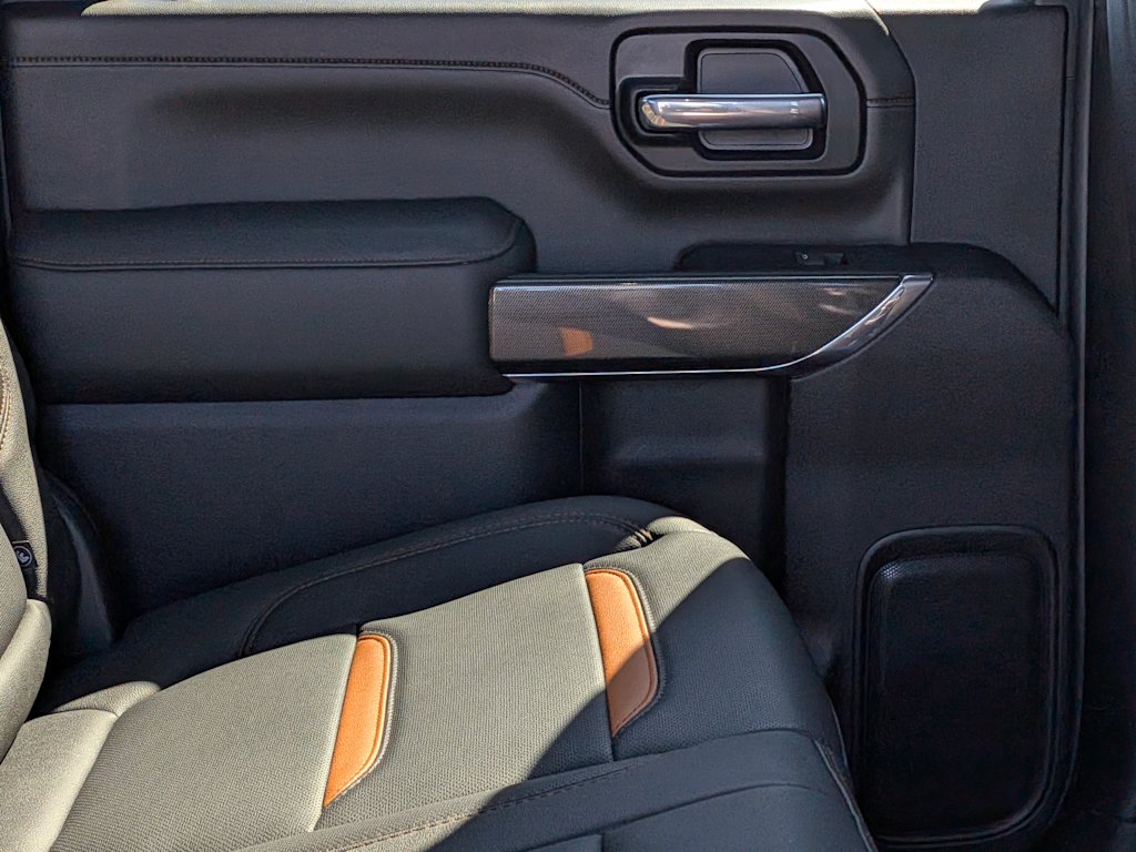 Thumbnail: 2023 GMC Sierra 3500 - 33