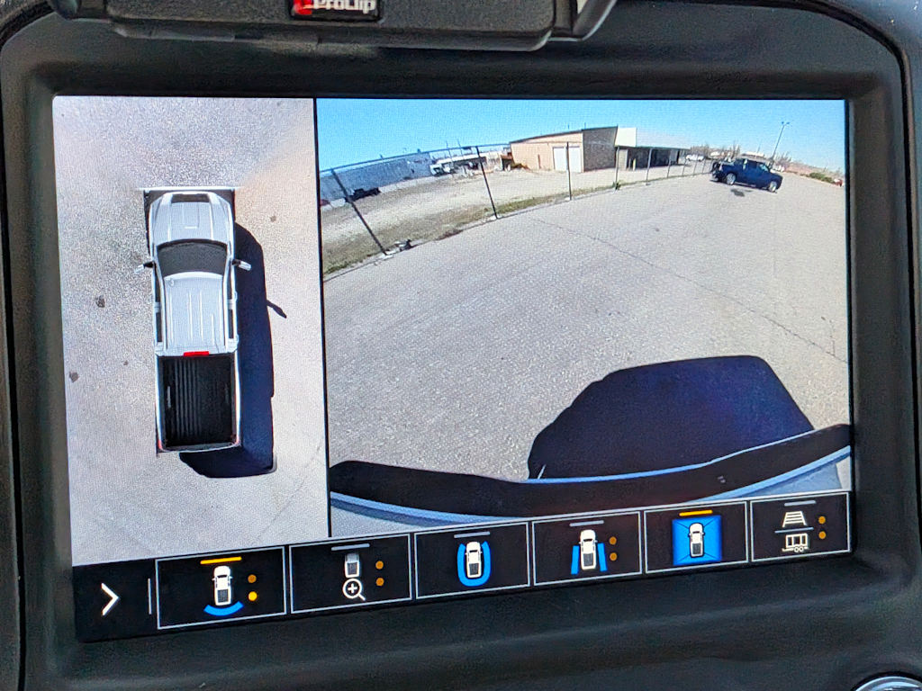 Thumbnail: 2023 GMC Sierra 3500 - 37