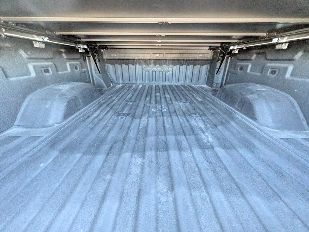 Thumbnail: 2023 GMC Sierra 3500 - 17