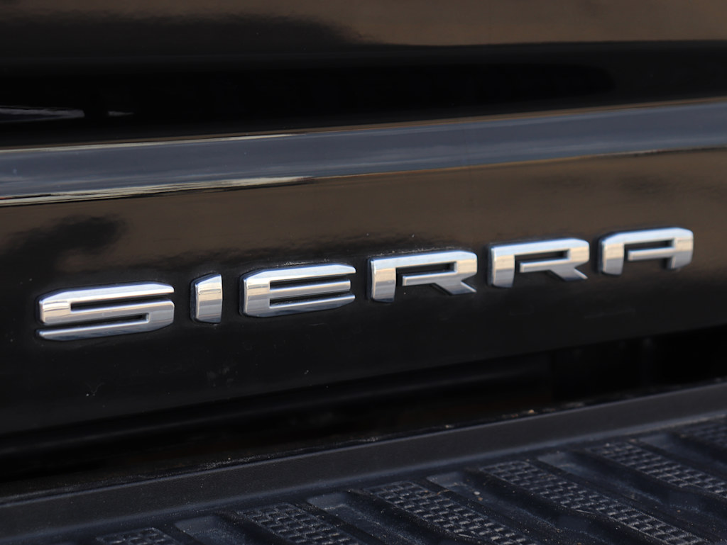 Thumbnail: 2021 GMC Sierra 3500 - 24