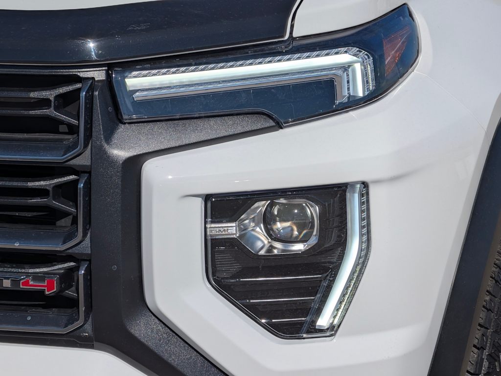 Thumbnail: 2025 GMC Canyon - 24
