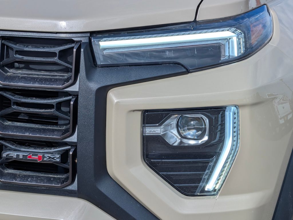 Thumbnail: 2024 GMC Canyon - 23
