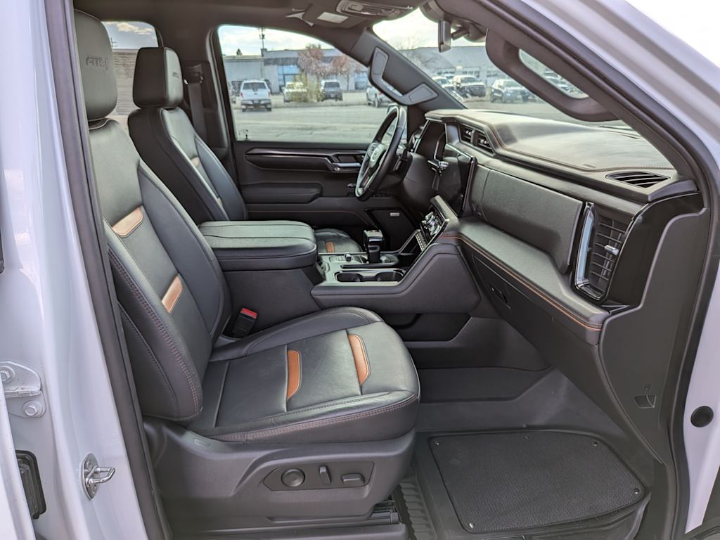 2023 GMC Sierra 1500 AT4 12