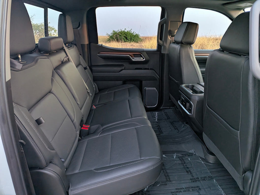 Thumbnail: 2023 GMC Sierra 1500 - 24