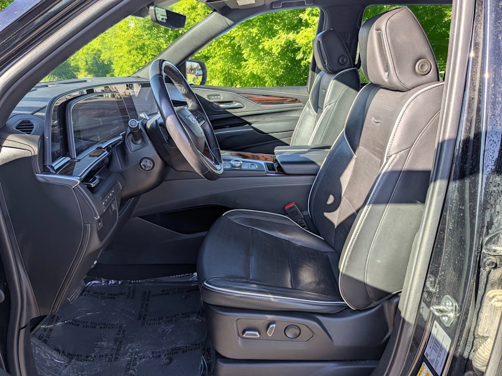 Thumbnail: 2023 Cadillac Escalade - 11