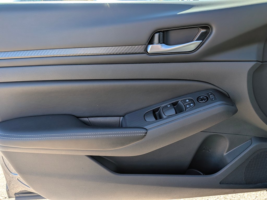 Thumbnail: 2025 Nissan Altima - 22