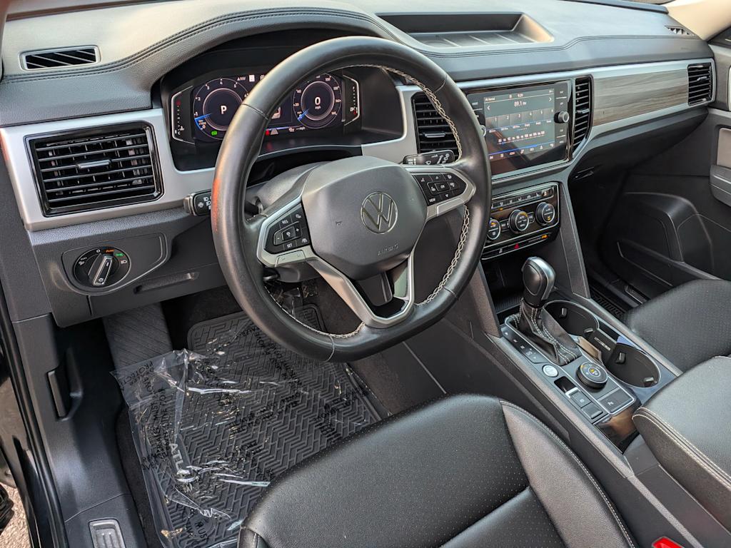 Thumbnail: 2023 Volkswagen Atlas - 2