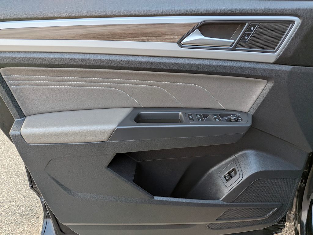 Thumbnail: 2023 Volkswagen Atlas - 25