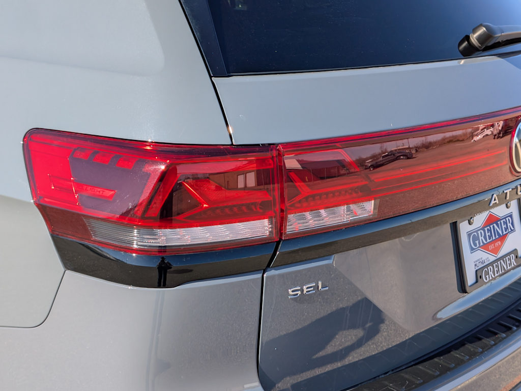 2024 Volkswagen Atlas Peak Edition SEL 26