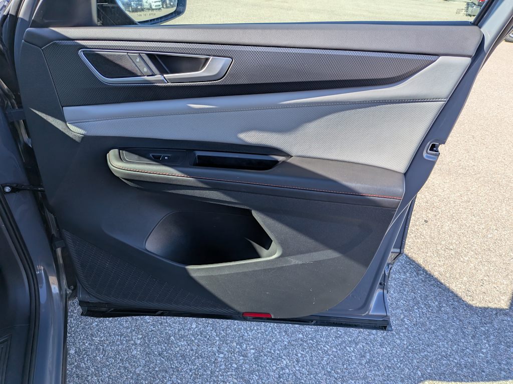 2024 Volkswagen Atlas Peak Edition SEL 37