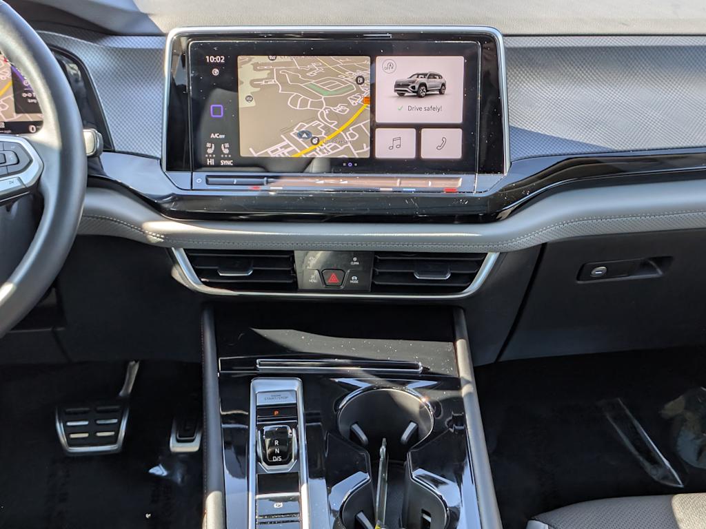 2024 Volkswagen Atlas Peak Edition SEL 16